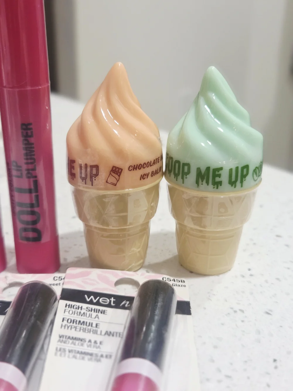 Lip Gloss & Plumper Bundle~ DOLL~WetnWild~ Scoop Me Up (6 Items)